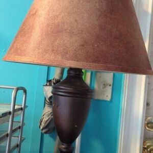 Elegant Brown Table Lamp